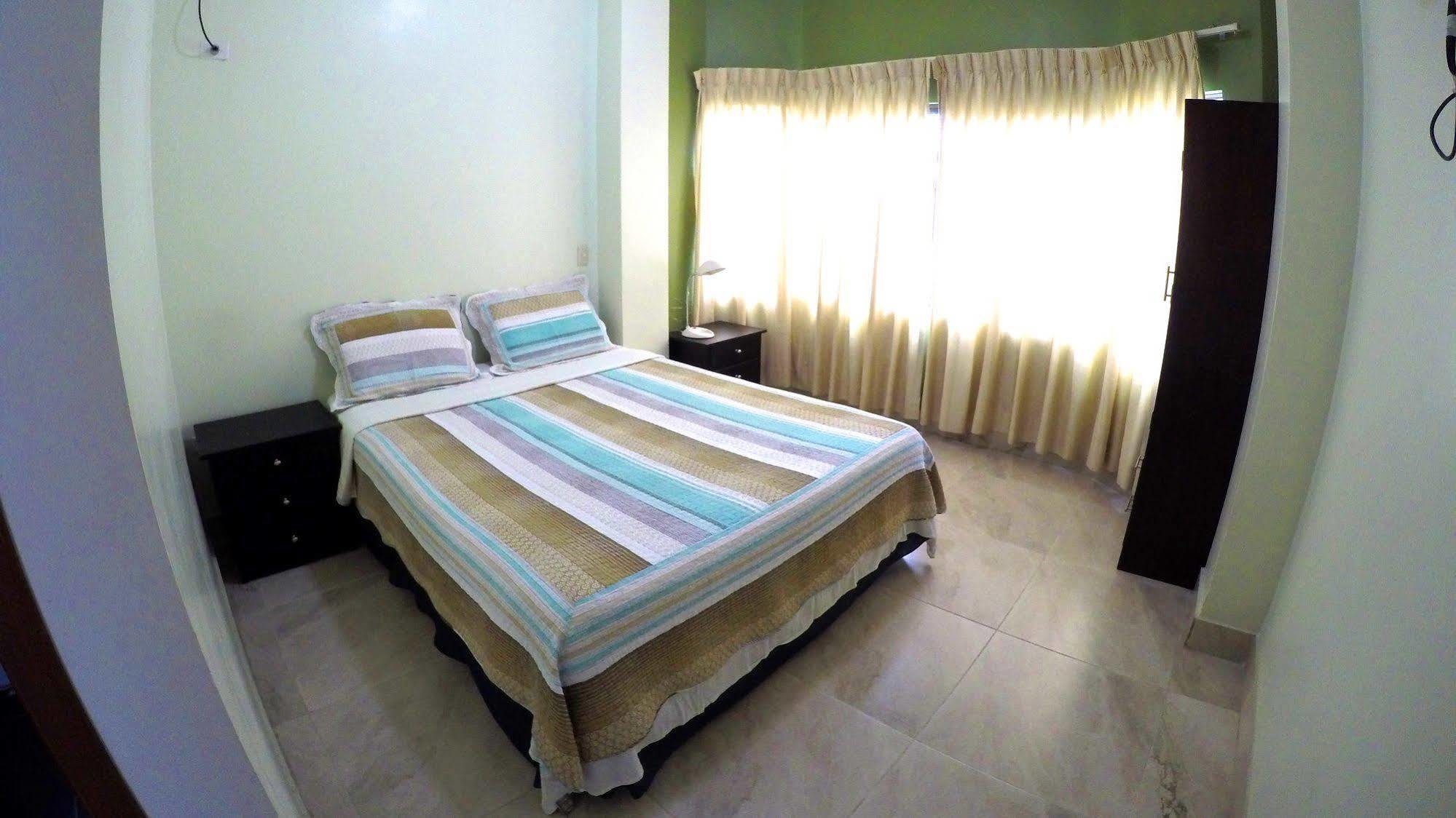 Dc Suites Aeropuerto Guayaquil Exterior photo