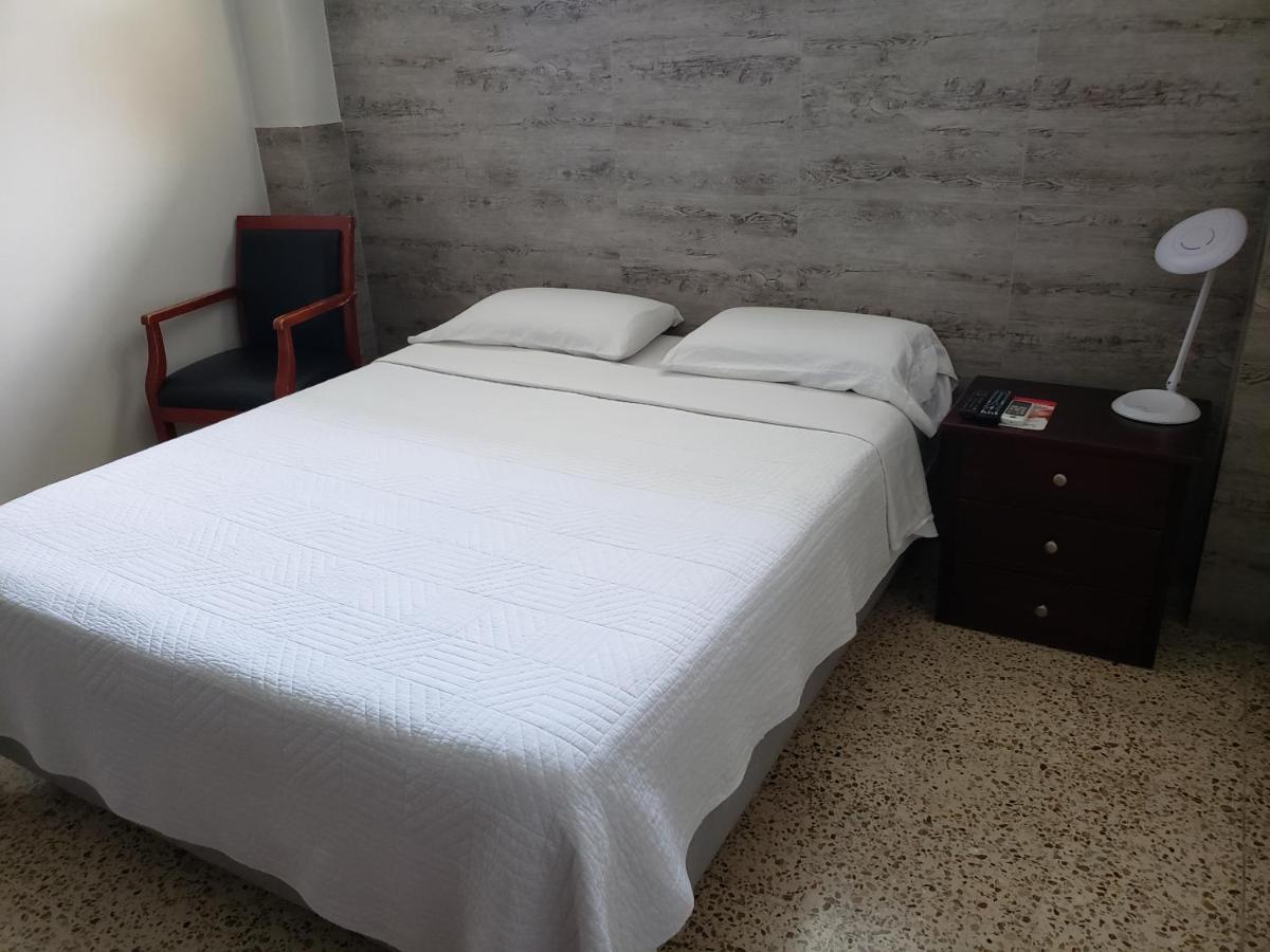 Dc Suites Aeropuerto Guayaquil Exterior photo